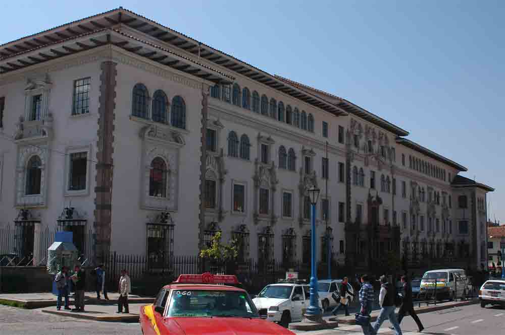 12 - Peru - Cusco, palacio de Justicia